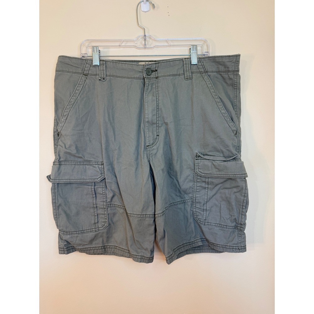 Wrangler Authentics Mens Cargo Shorts Olive Green Size 38 10ZM6ACDO Stretch